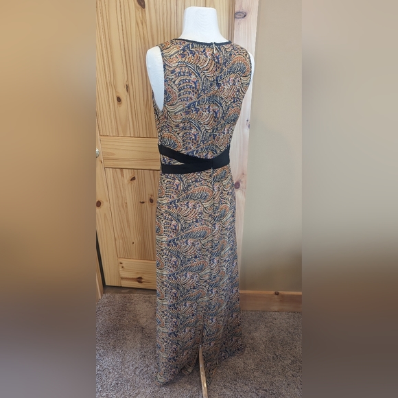 THML size M, silky, multicolor maxi dress - Picture 2 of 4